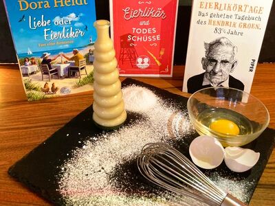 Bild zu der Veranstaltung - Eierlikör-Lesung mit Schuss zum Frauentag mit Carola kocht!  